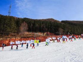 聯(lián)手推冰雪項(xiàng)目 京津冀白色產(chǎn)業(yè)連點(diǎn)成線