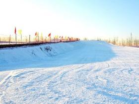 各地滑雪場建設(shè)的時間