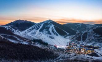 冬奧之城張家口感恩逆行天使，請全省醫(yī)護工作者免費滑雪！