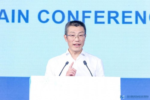 中國經(jīng)濟信息社黨委書記、董事、總裁徐玉長主題演講