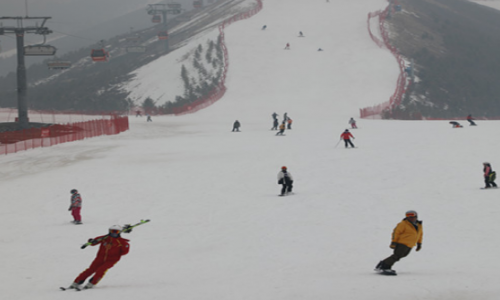 第十八屆中國崇禮國際滑雪節(jié)閉幕 引領(lǐng)冰雪產(chǎn)業(yè)大發(fā)展