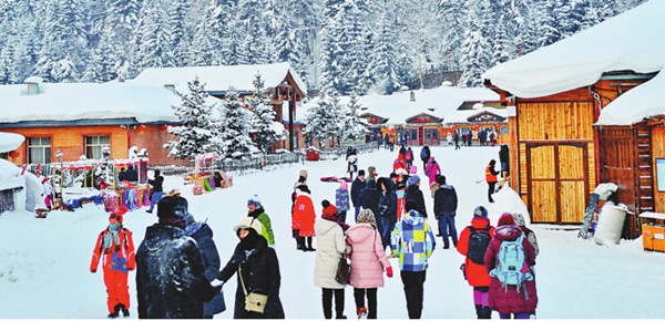 “冰雪游”熱度前置 龍江冰雪旅游蓄勢(shì)待發(fā)迎“大考”3