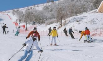 今年河北省將高標(biāo)準(zhǔn)舉辦省市縣第四屆冰雪運(yùn)動會