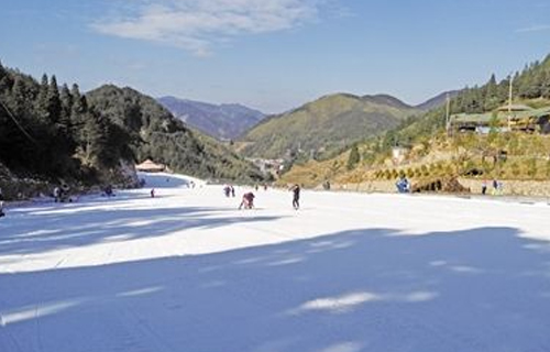 室外滑雪場(chǎng)