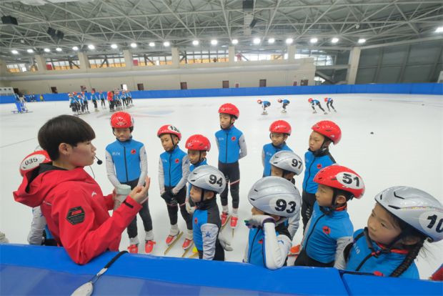 北京各區(qū)冰雪隊伍“搬新家” 場地設施完善后勤保障全方位 3