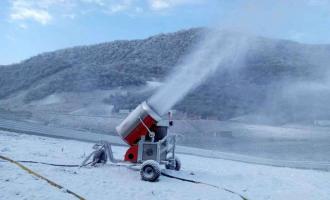 除了造雪機，滑雪場建設(shè)還需要哪些設(shè)備