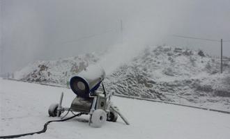 造雪機能否為商場建設(shè)小型戲雪樂園