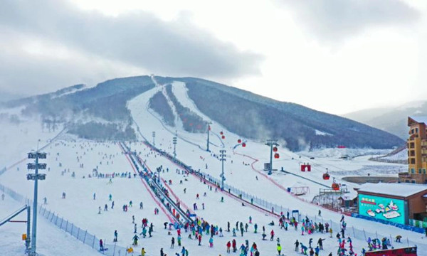 室外滑雪場(chǎng)