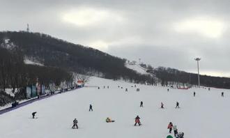 我國冰雪消費(fèi)升溫 產(chǎn)業(yè)布局持續(xù)深化